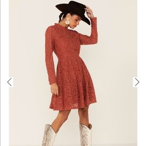 Molly Bracken GORGEOUS rust colored lace dress. Size medium, worn once!